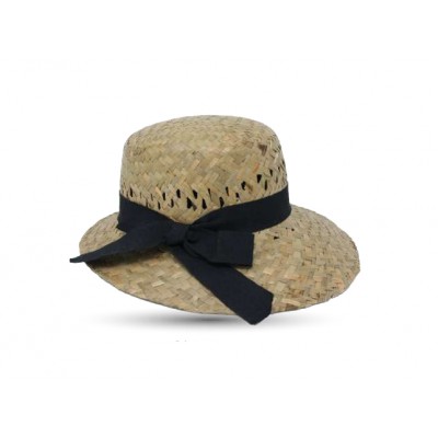 Dámský klobouk zdobený mašlí