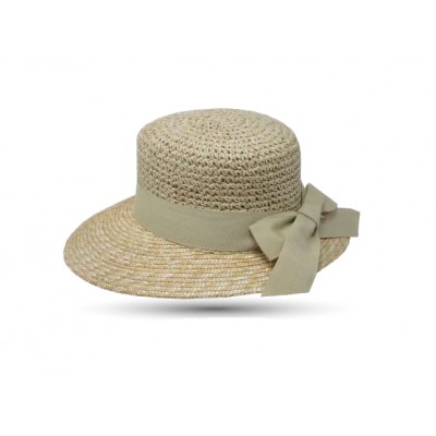 Dámský kšilt zdobený stuhou