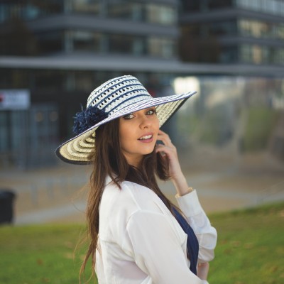 Dámský krajkový klobouk z...