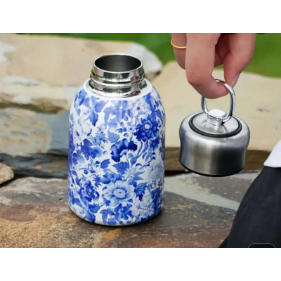 Termohrnek z nerezové ocely