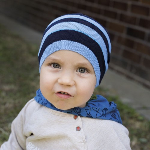 Pletená čepice s pruhy bez podšívky